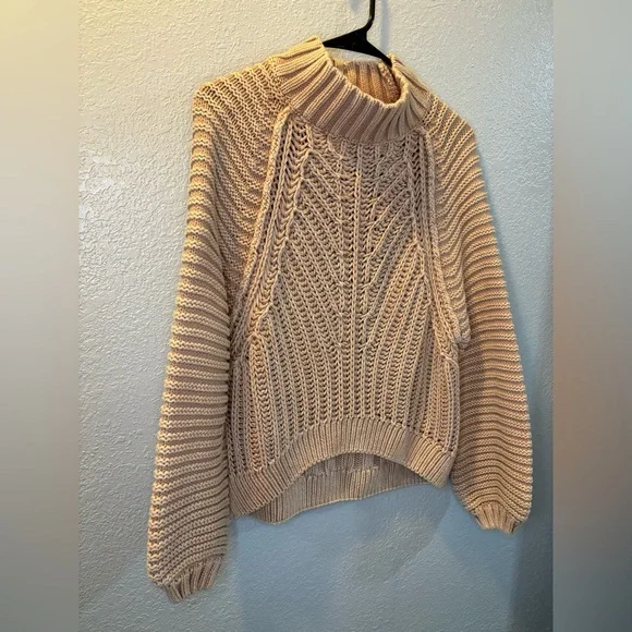 Free People sweetheart sweater - Picture 2 of 4